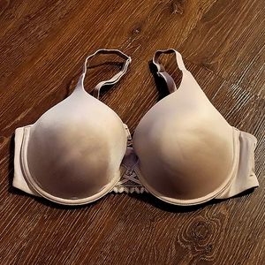 36 C Maidenform underwire bra. NWOT